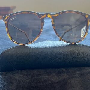 Ray-Ban tortoise colored woman’s sunglasses